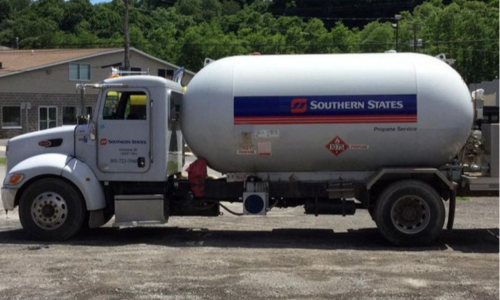 A Southern States branded propane truck.